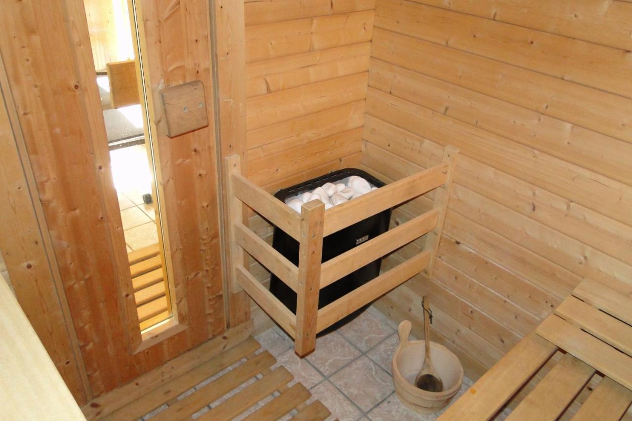 Gite 1805 Montagnes Du Jura Avec Spa Et Sauna Classe 3 Etoiles Foncine-le-Haut Exterior photo